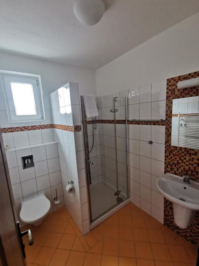 Pension Kiwi Mikulov Bagian luar foto