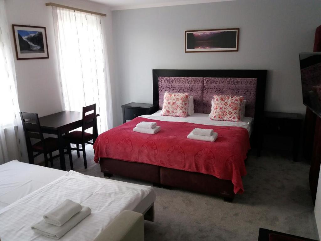 Pension Kiwi Mikulov Bagian luar foto