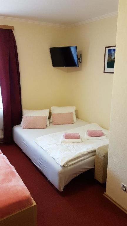 Pension Kiwi Mikulov Bagian luar foto